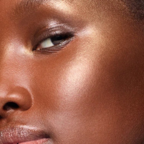 Tom Ford Soleil Glow Drops in Reflects Gilt #03 full size and Perfume new - Picture 4 of 4